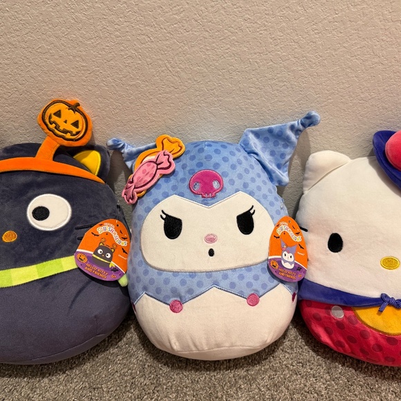 NEW SQUISHMALLOWS SET OF 3! - Picture 2 of 3